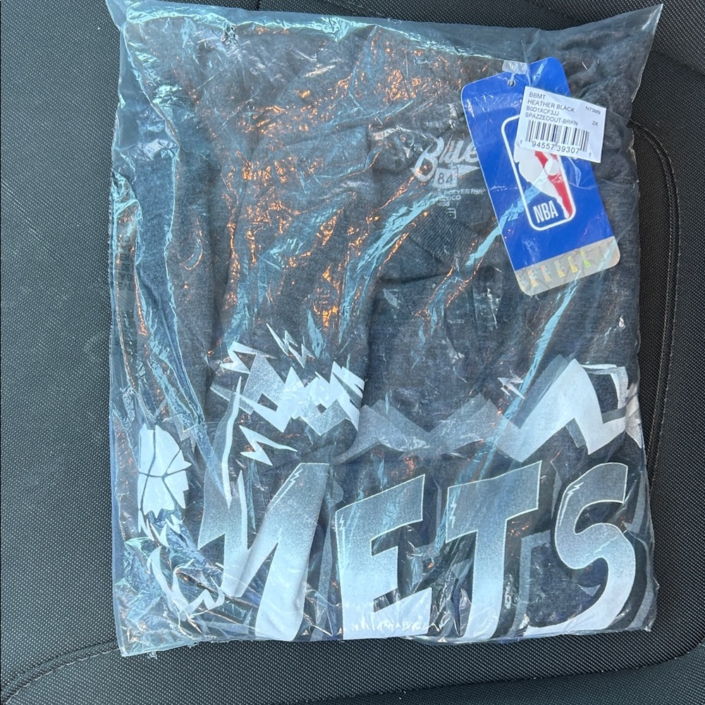 Brooklyn Nets basketball T 2XL NWT